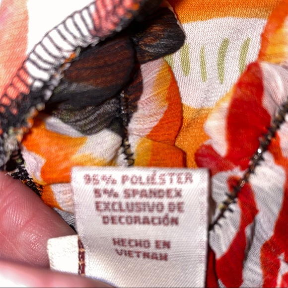 Colorful 3/4 Sleeve Blouse - Picture 6 of 6